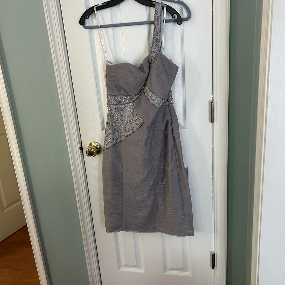 Sue Wong One Shoulder Cocktail Dress
Short
One shoulder